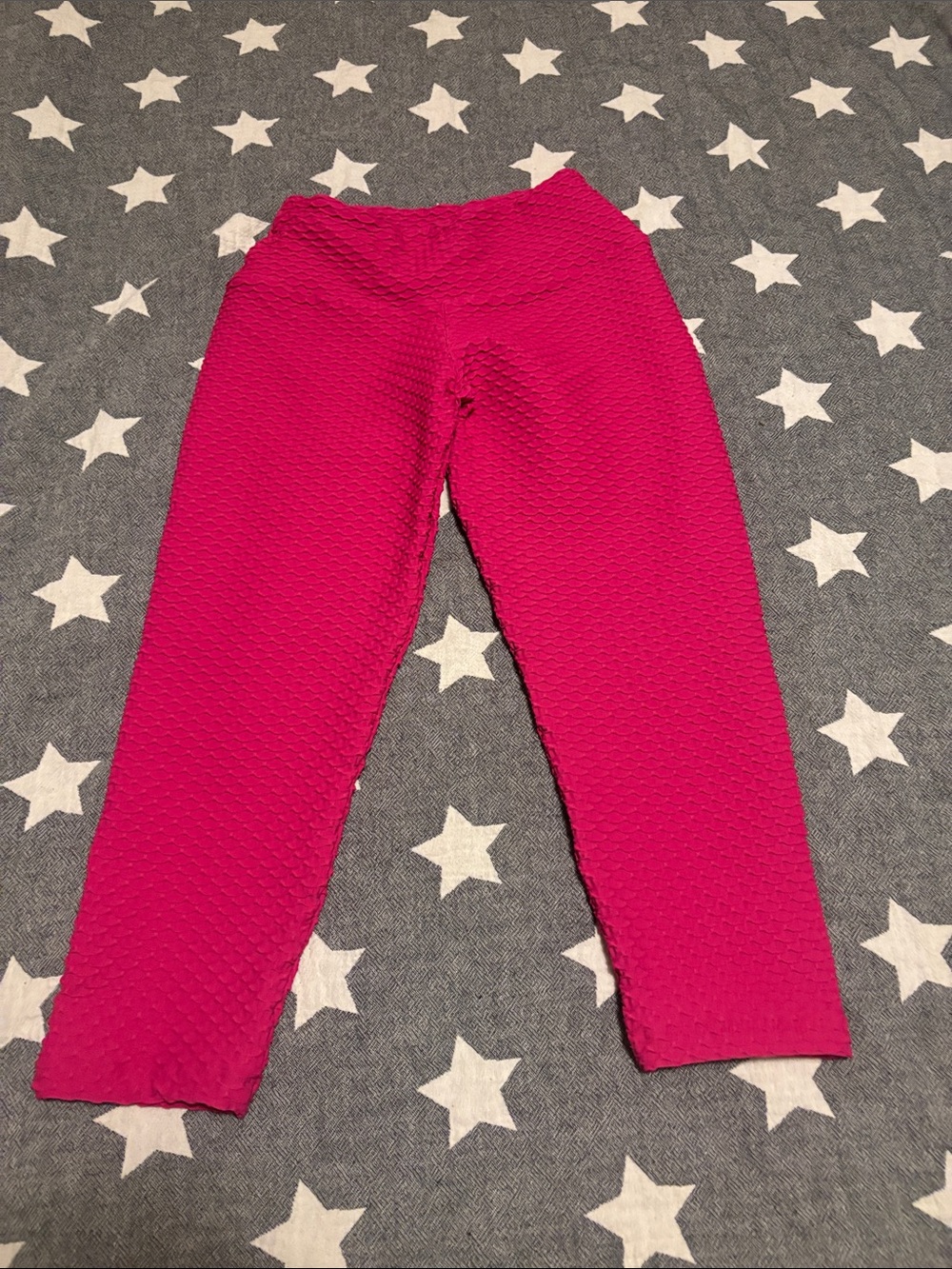 Booty by Brabants Textured Hot Pink cropped Leggings